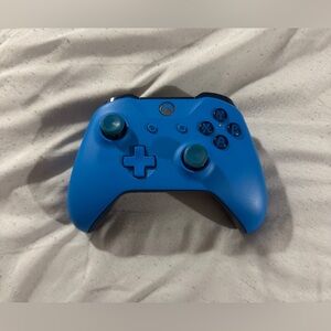 Microsoft Xbox One Blue Wireless Controller Model 1708 Tested Working - Bad RB